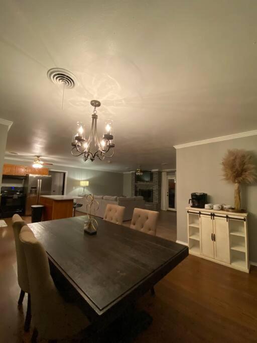 Large Modern Family Home! Soncy Eksteriør billede